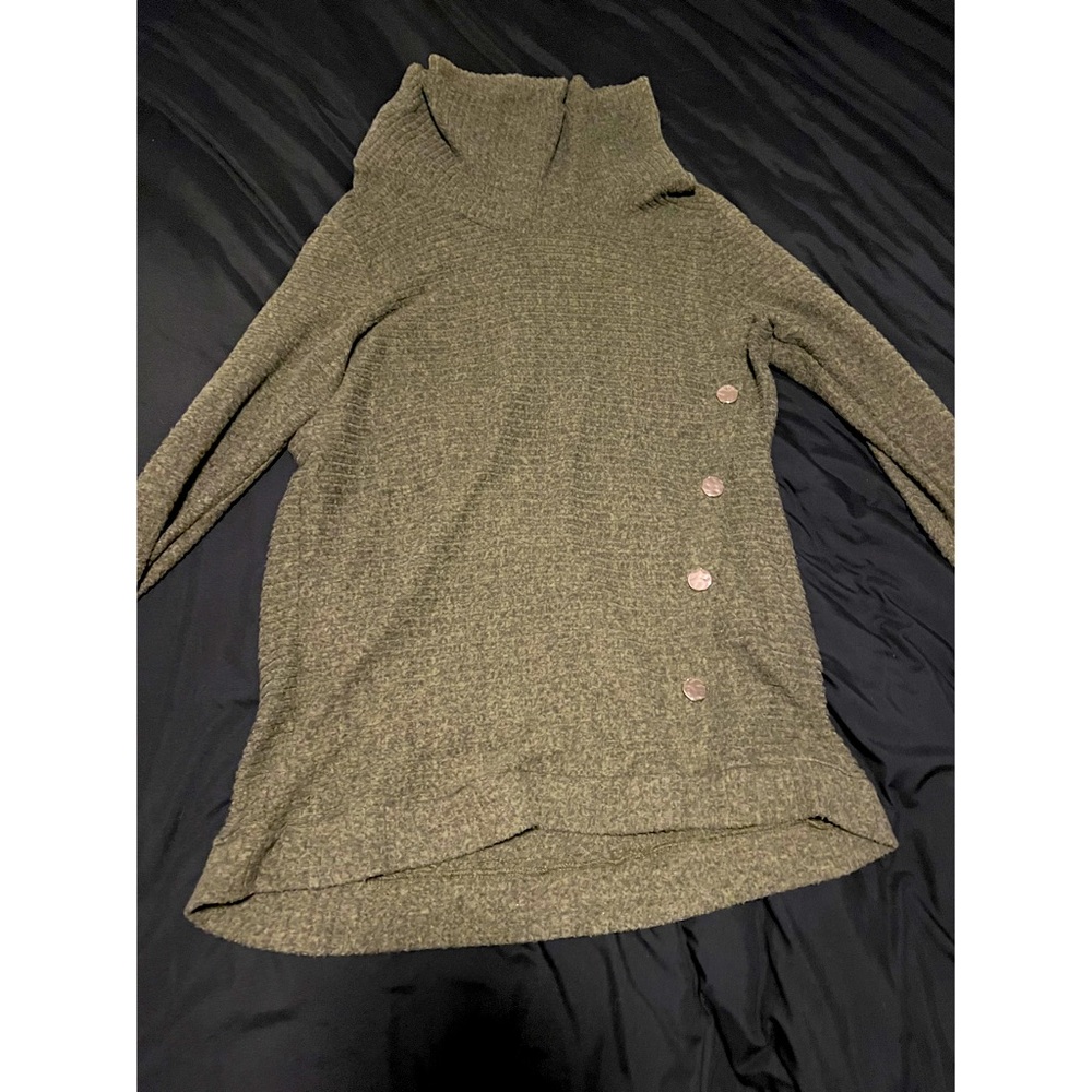 Turtle neck sweater